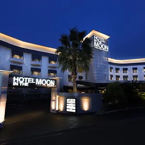 https://in-the-moon.kanagawa-hotels.com